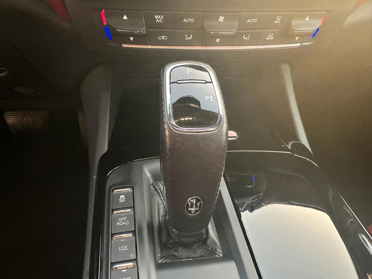 Maserati Levante V6 Diesel 275 CV AWD Granlusso
