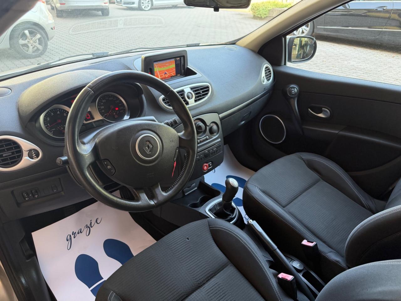 Renault Clio 1.2 16V SporTour Luxe