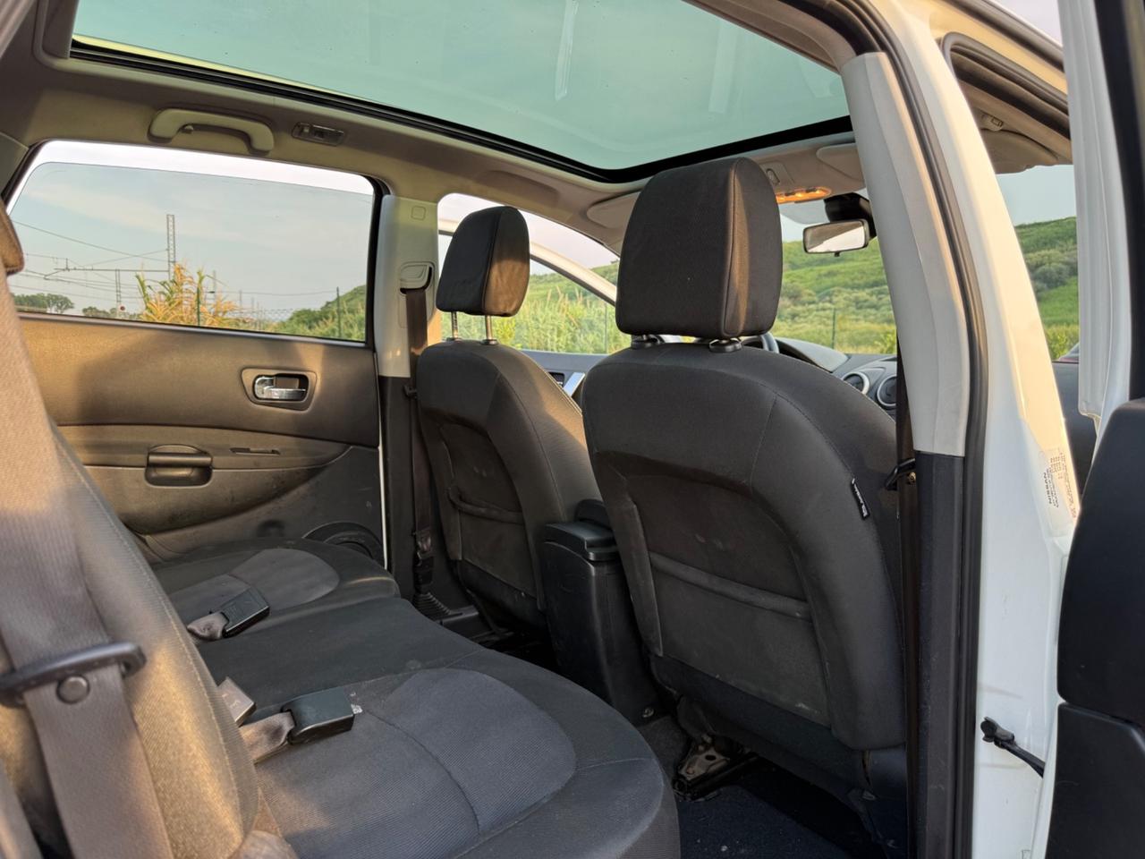 Nissan Qashqai 1.5 diesel PERMUTE 3.999€