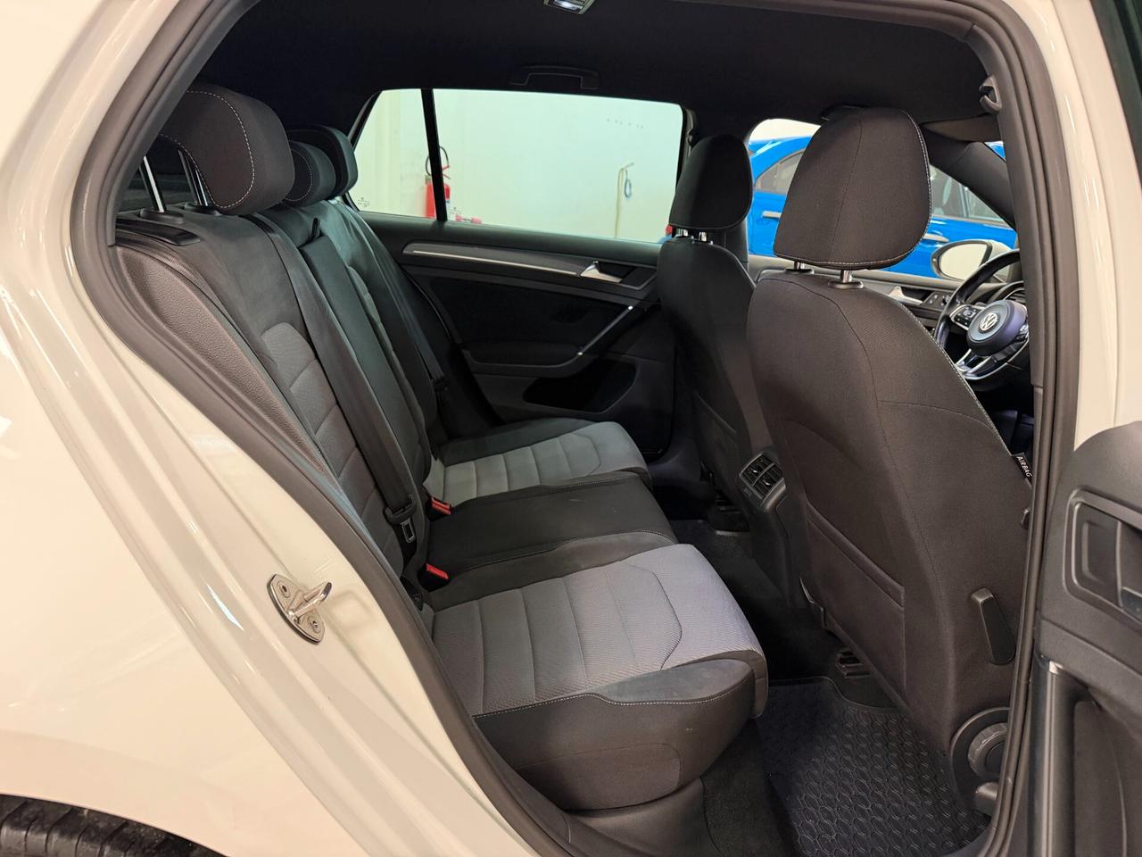 Volkswagen Golf 1.6 TDI 110 CV R-Line Sport Edition