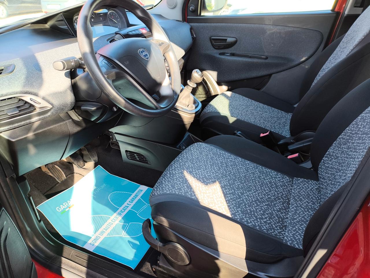 Lancia Ypsilon 1.2 69 CV 5 porte Elefantino Blu