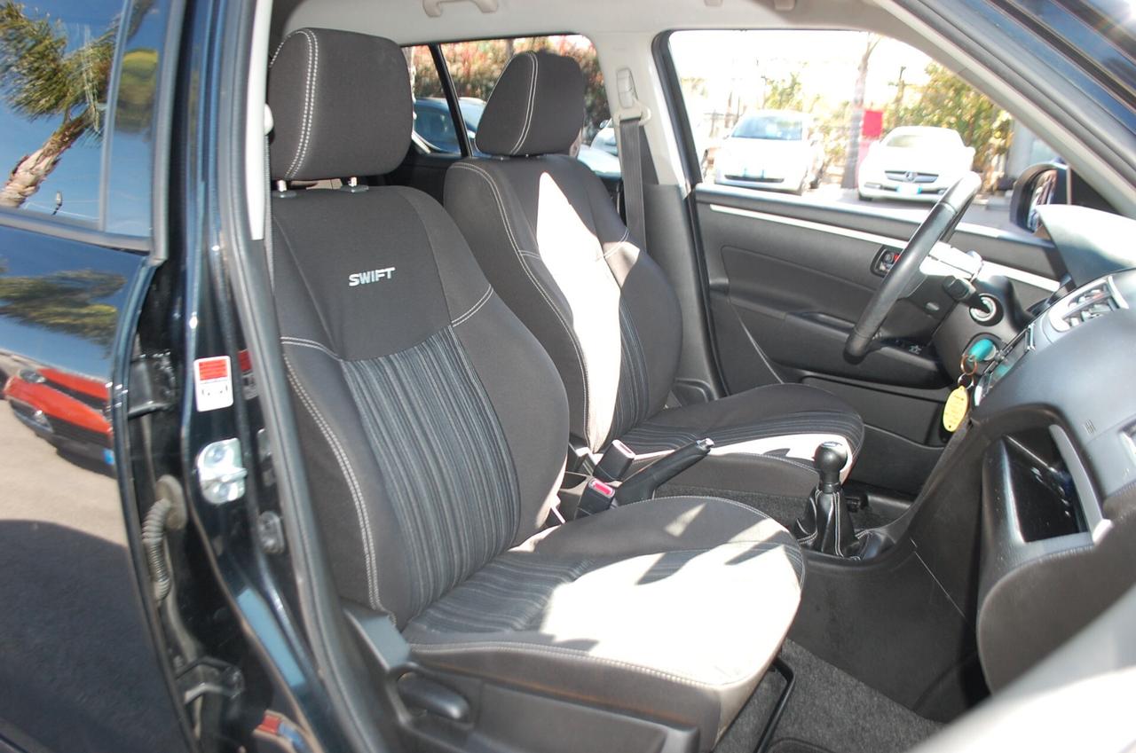 Suzuki Swift 1.3 ddis 75CV B-Top Uff Italy Led Navi USB