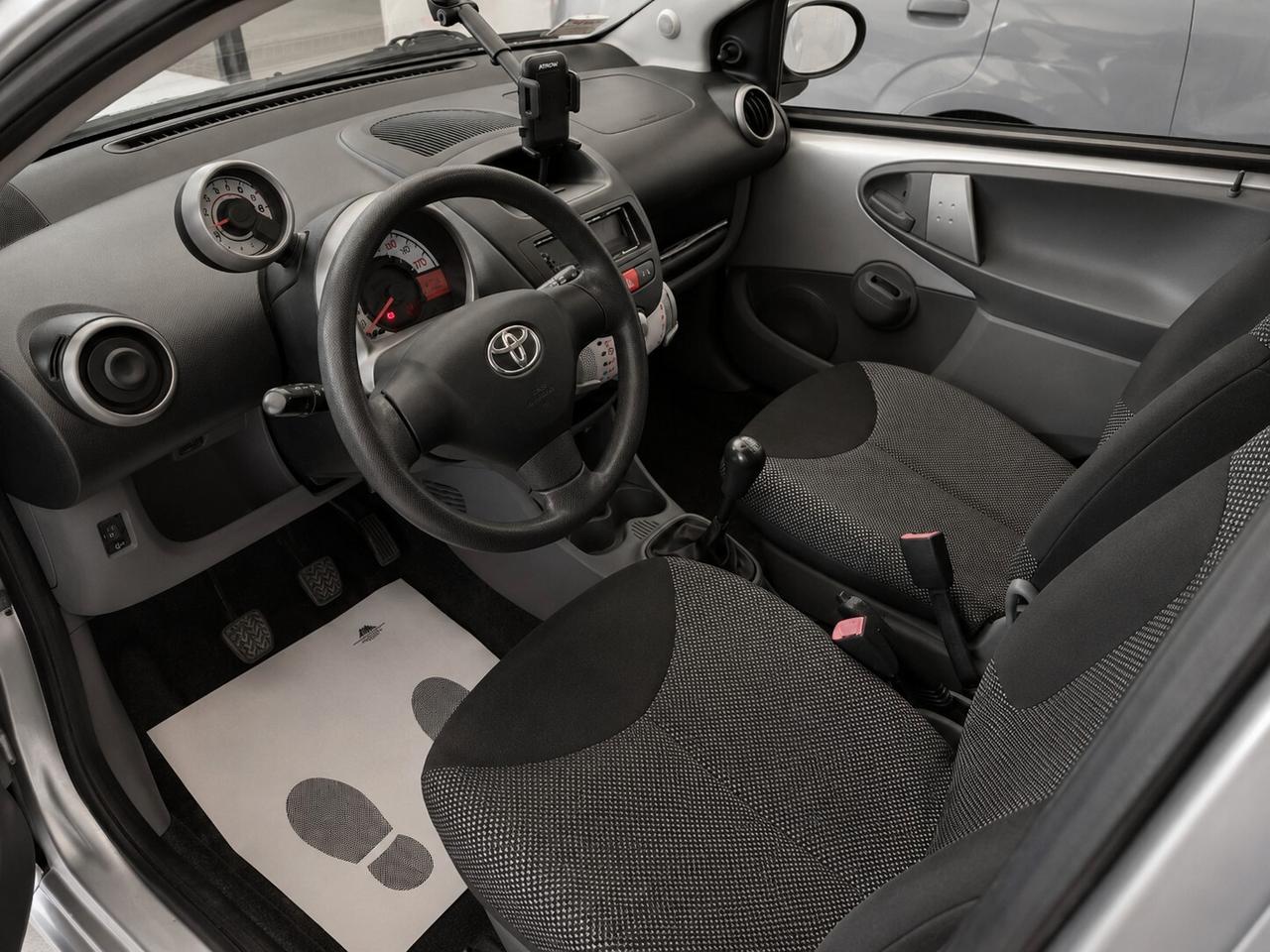 Toyota Aygo 1.0 12V VVT-i 5 porte