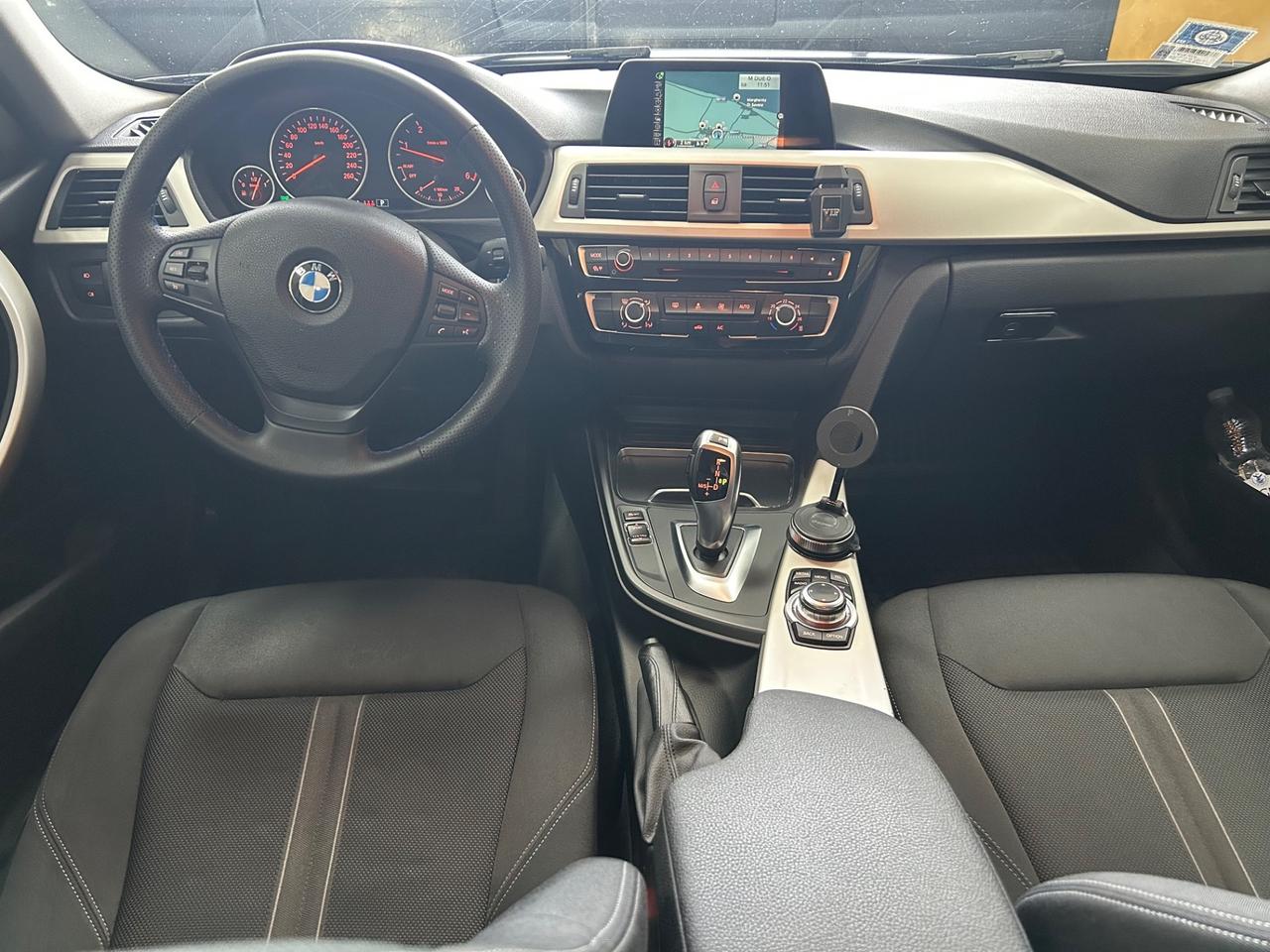 BMW 320d 190 cv “AUT/NAVI/FULL LED/18”-2016