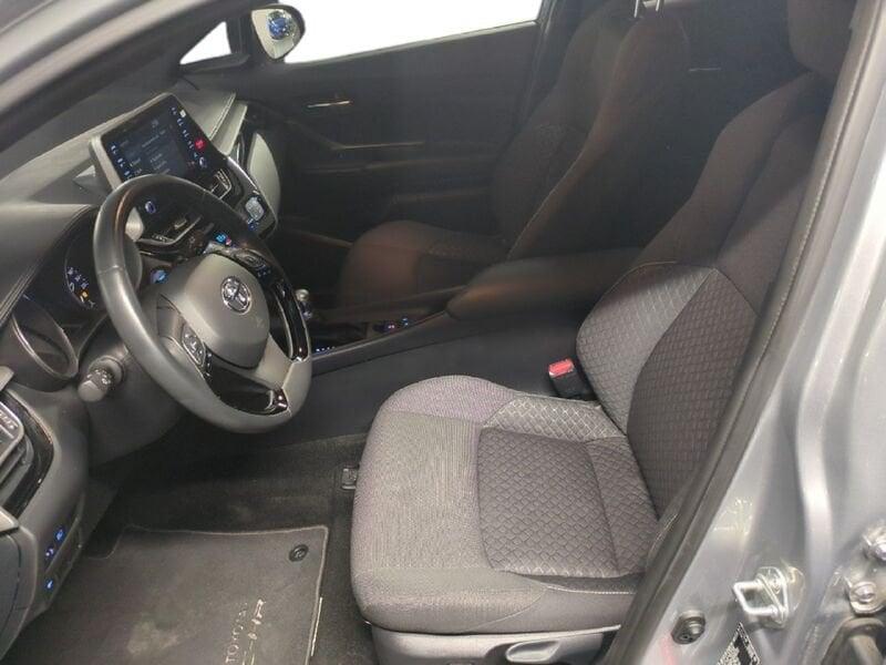 Toyota C-HR C-HR 1.8 Hybrid E-CVT Business