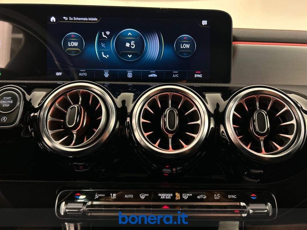 Mercedes CLA 200 200 D Premium 8G-DCT