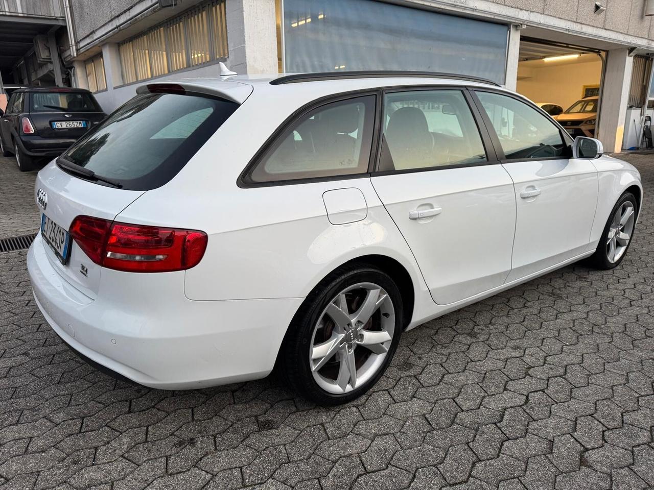 Audi A4 Avant 2.0 TDI 177CV Ambiente