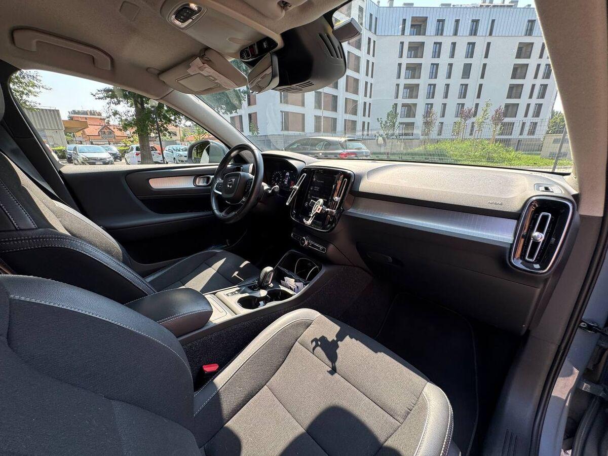 Volvo XC40 2.0 d3 Momentum auto my21