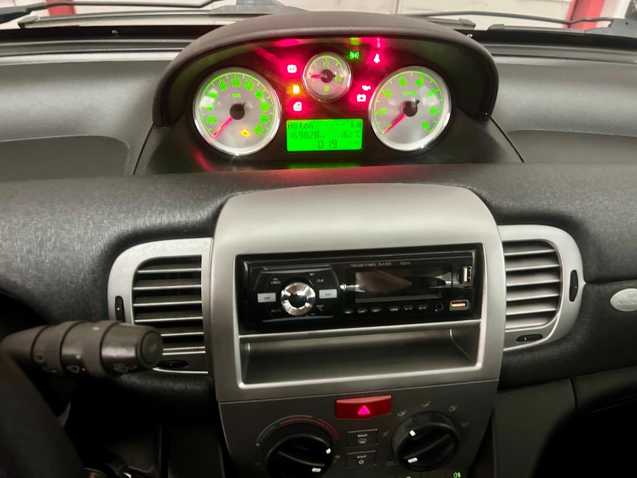 Lancia Ypsilon 1.2 69 CV Elle