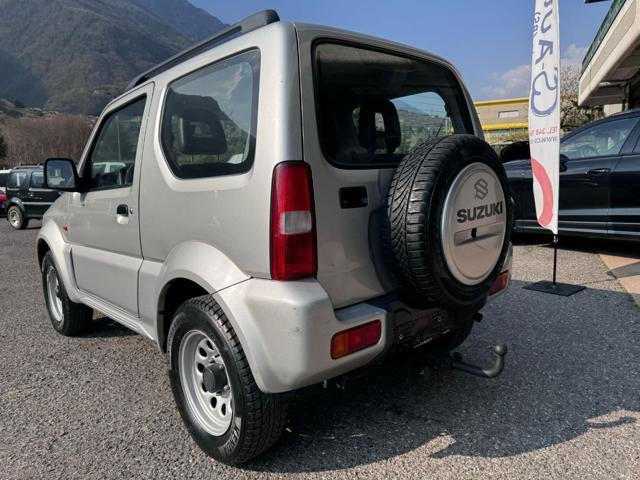 SUZUKI Jimny 1.3i 16V cat 4WD JLX