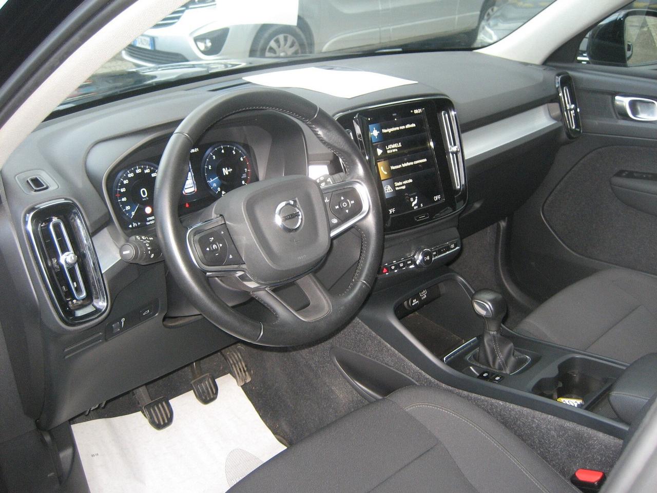 Volvo XC40 T2 Momentum