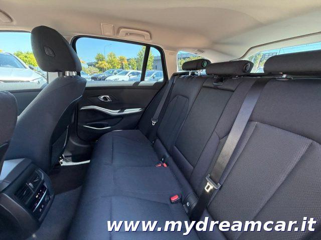 BMW 320 d Touring Business Advantage