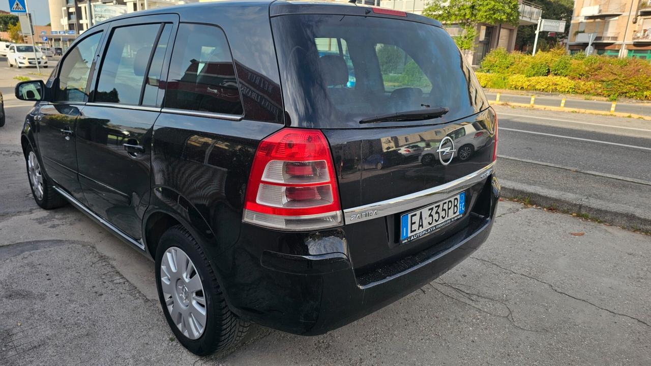 Opel Zafira 1.6 16V ecoM 150CV Turbo Cosmo (110 kw)