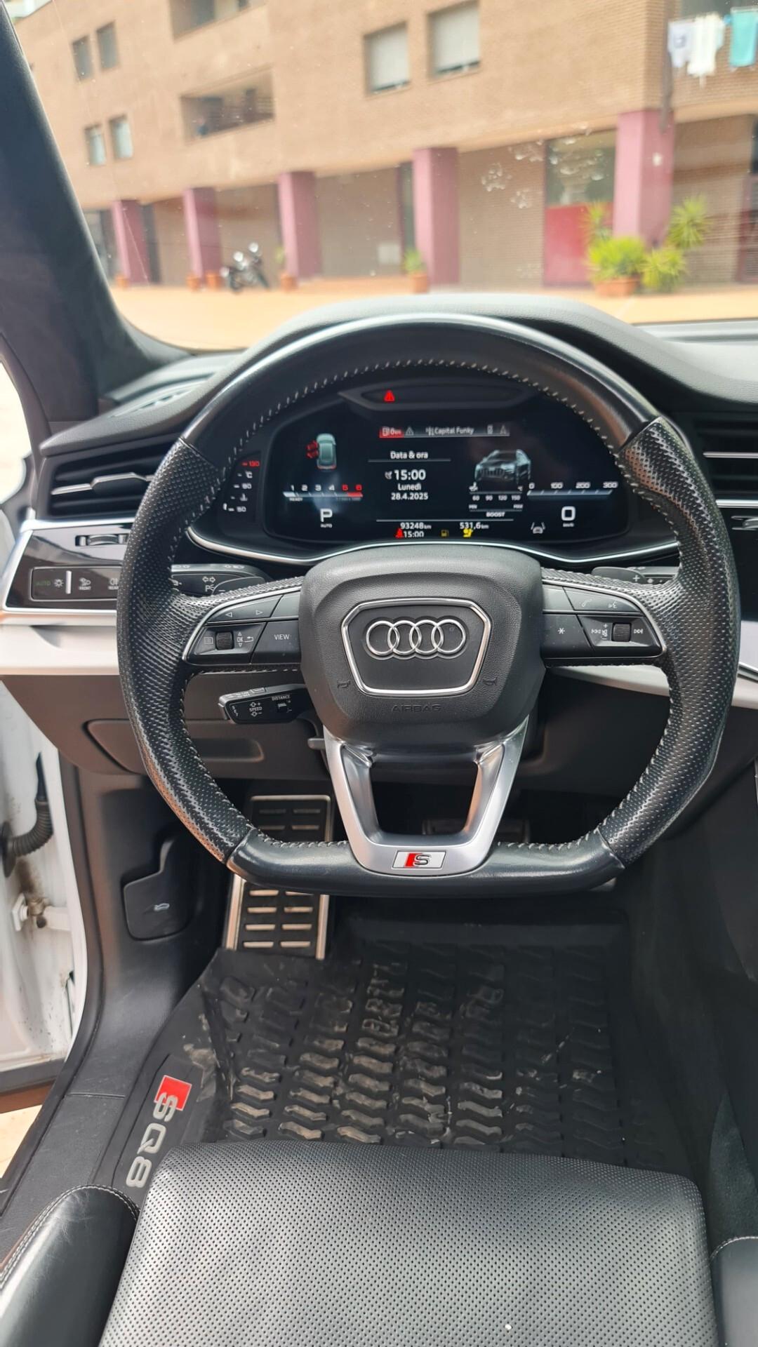 Audi Q8 50 TDI 286 CV quattro tiptronic