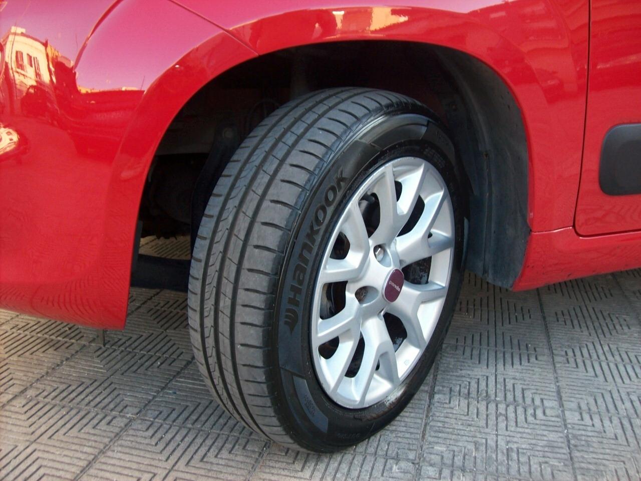 Fiat Panda 0.9 TwinAir Natural Power Lounge
