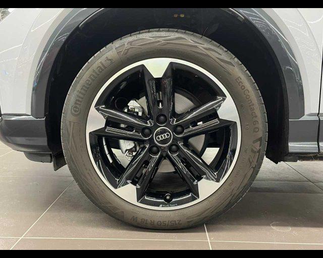 AUDI Q2 35 TFSI S tronic Business Advanced