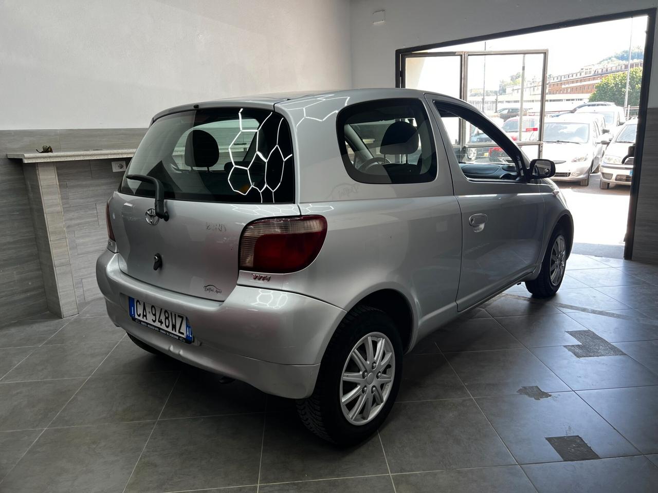Toyota Yaris 1.0i 16V cat 3 porte