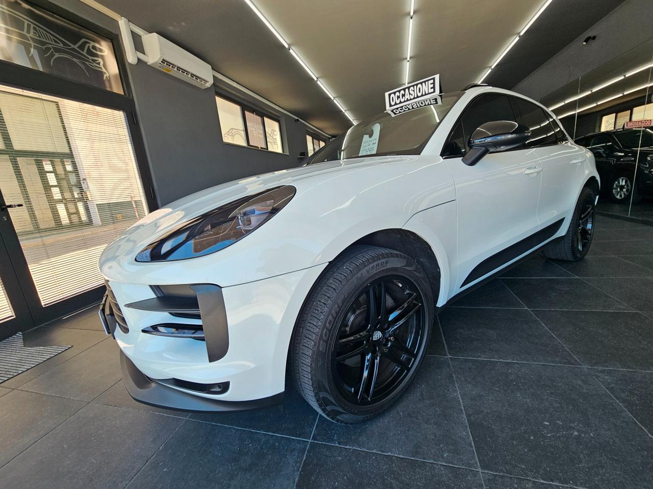 Porsche Macan 2.0 CHRONO SPORT PLUS
