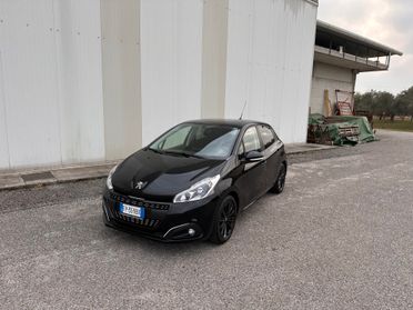 Peugeot 208 BlueHDi 75 5 porte Black Line