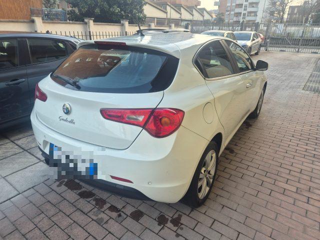 ALFA ROMEO Giulietta 1.6 JTDm-2 105 CV Distinctive