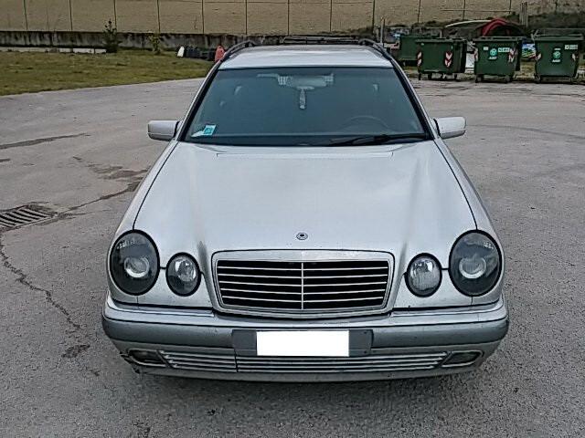 Mercedes Classe E 200 SW Elegance Metano
