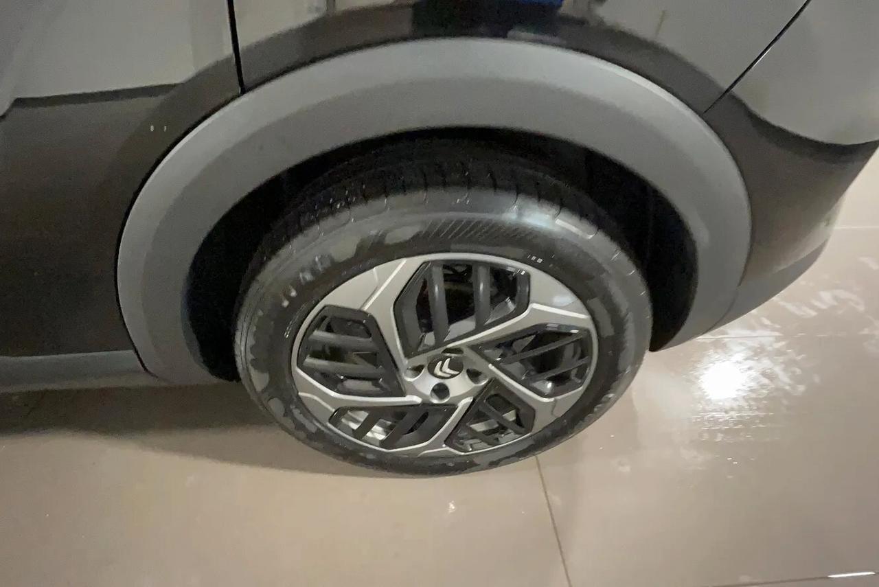 Citroen C4 Hybrid 136 e-DCS6 Plus