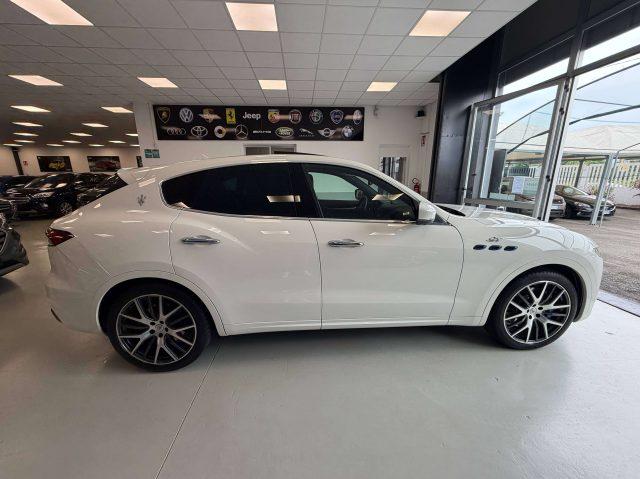 MASERATI Levante Levante 2.0 mhev GT 330cv auto