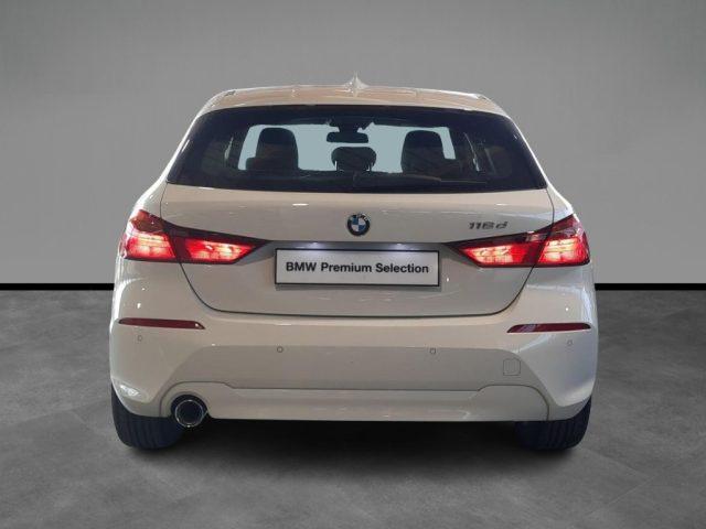 BMW 116 d 5p. Business Advantage Aut