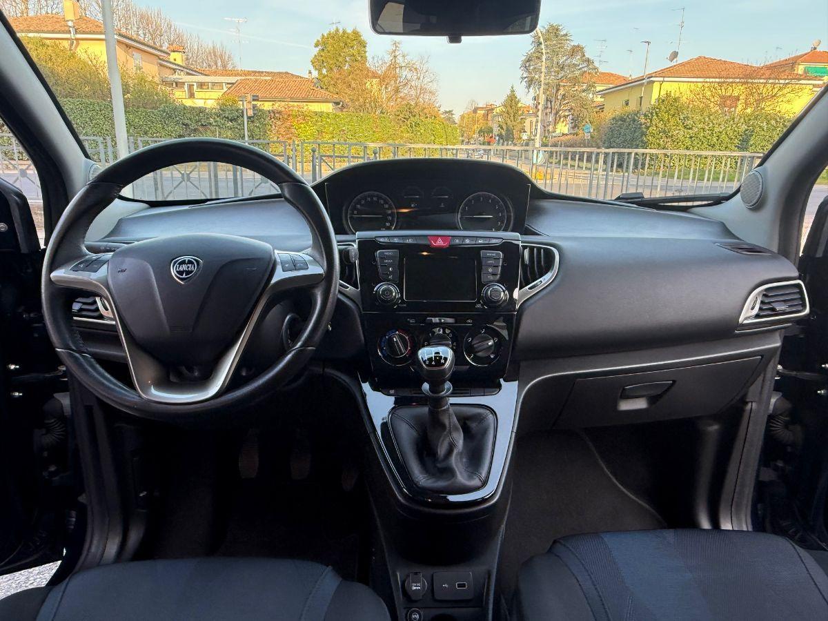 LANCIA - Ypsilon - 1.2 69 CV 5p. GPL Ecochic Gold