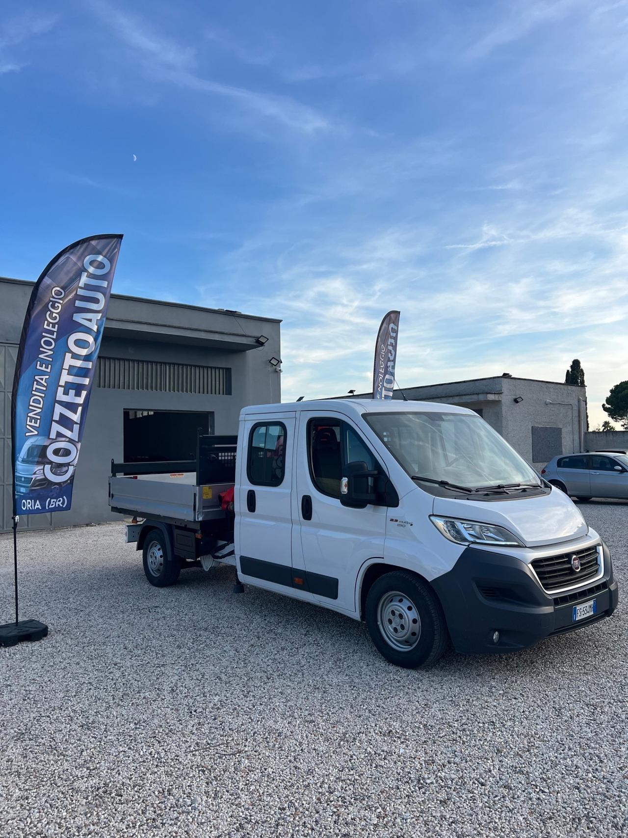 Fiat Ducato con Gru doppia cabina 7 posti