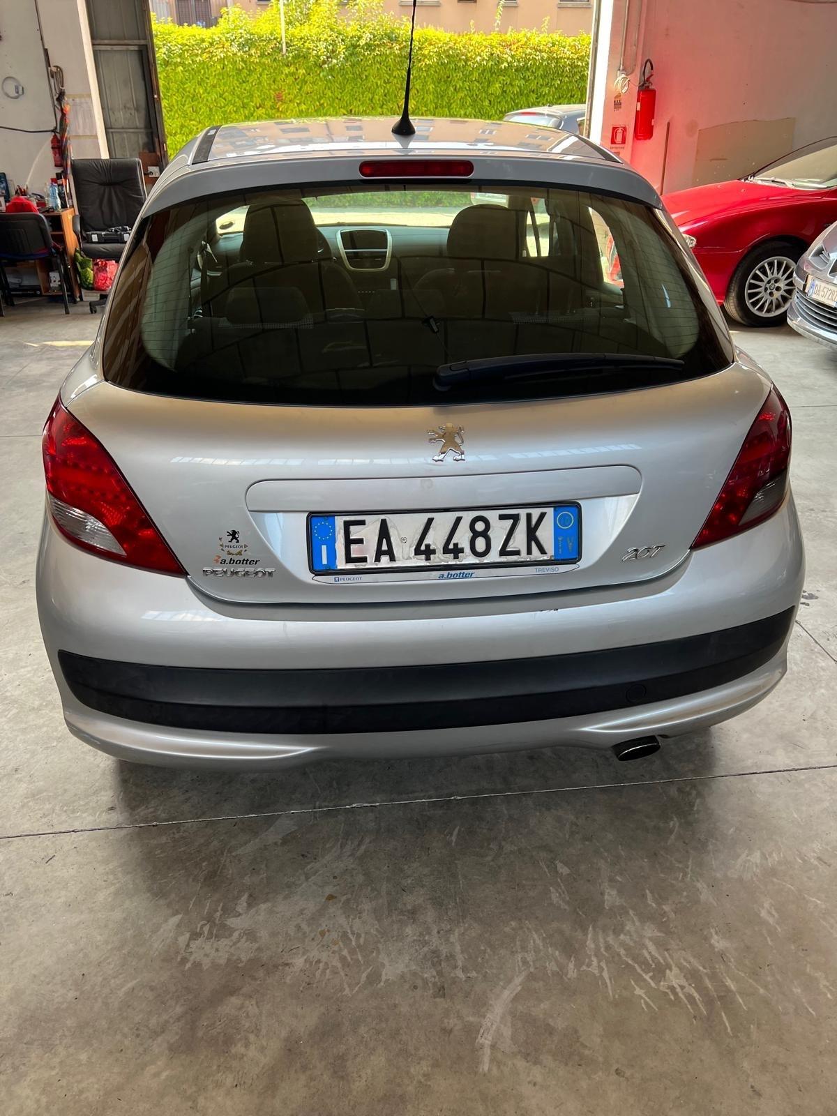 Peugeot 207 1.6 HDi 110CV 5p. XS