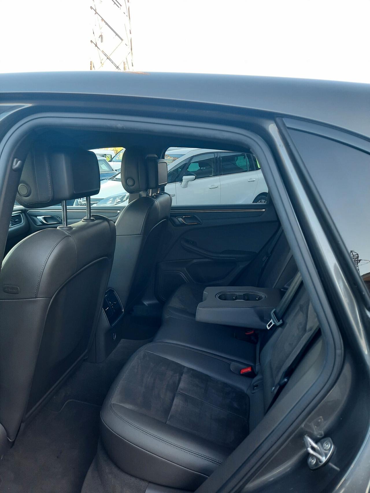 Porsche Macan 2.0 252 cv tagliandi porsche