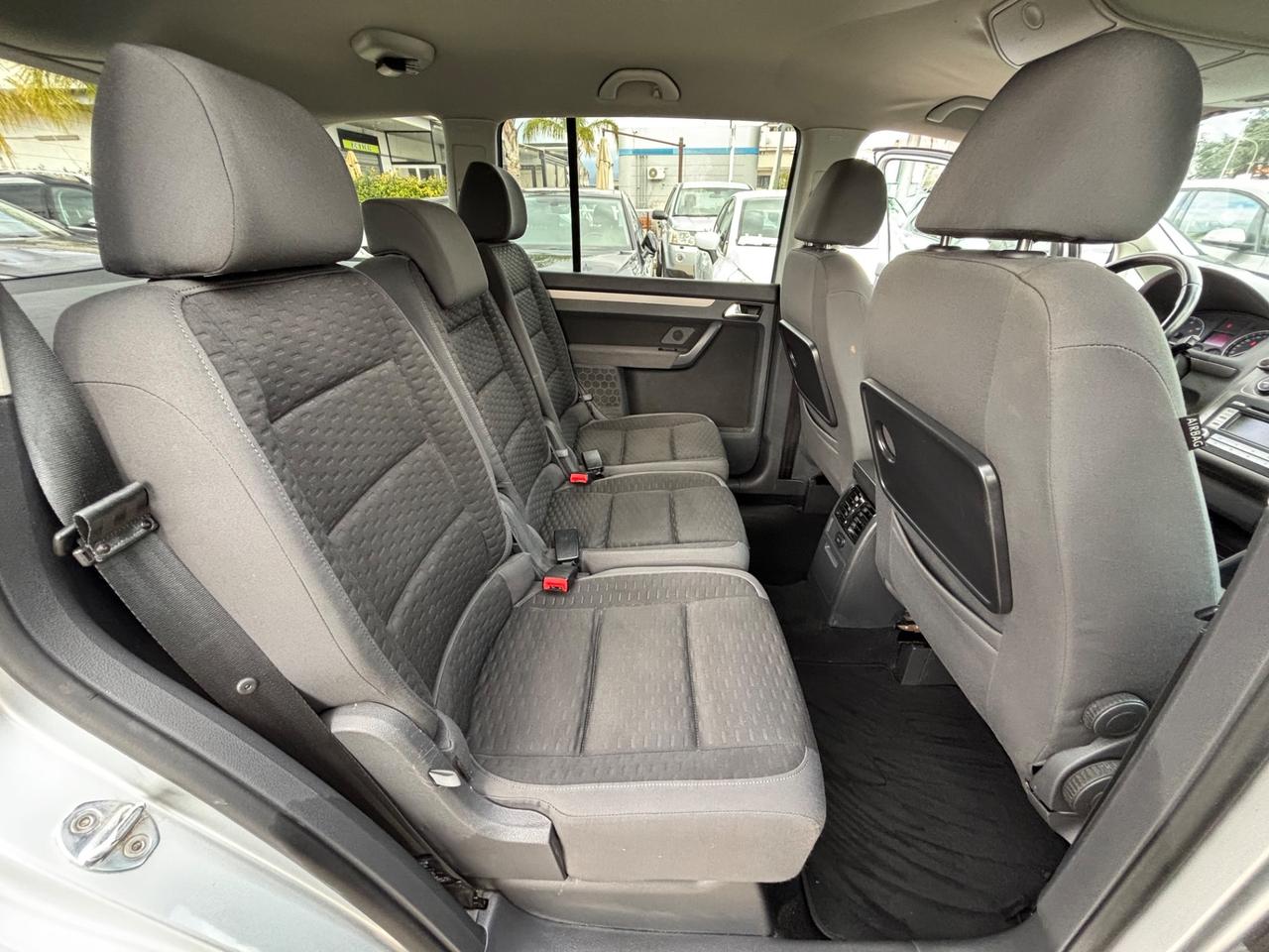 VW TOURAN 2.0 TDI 140CV HIGHLINE