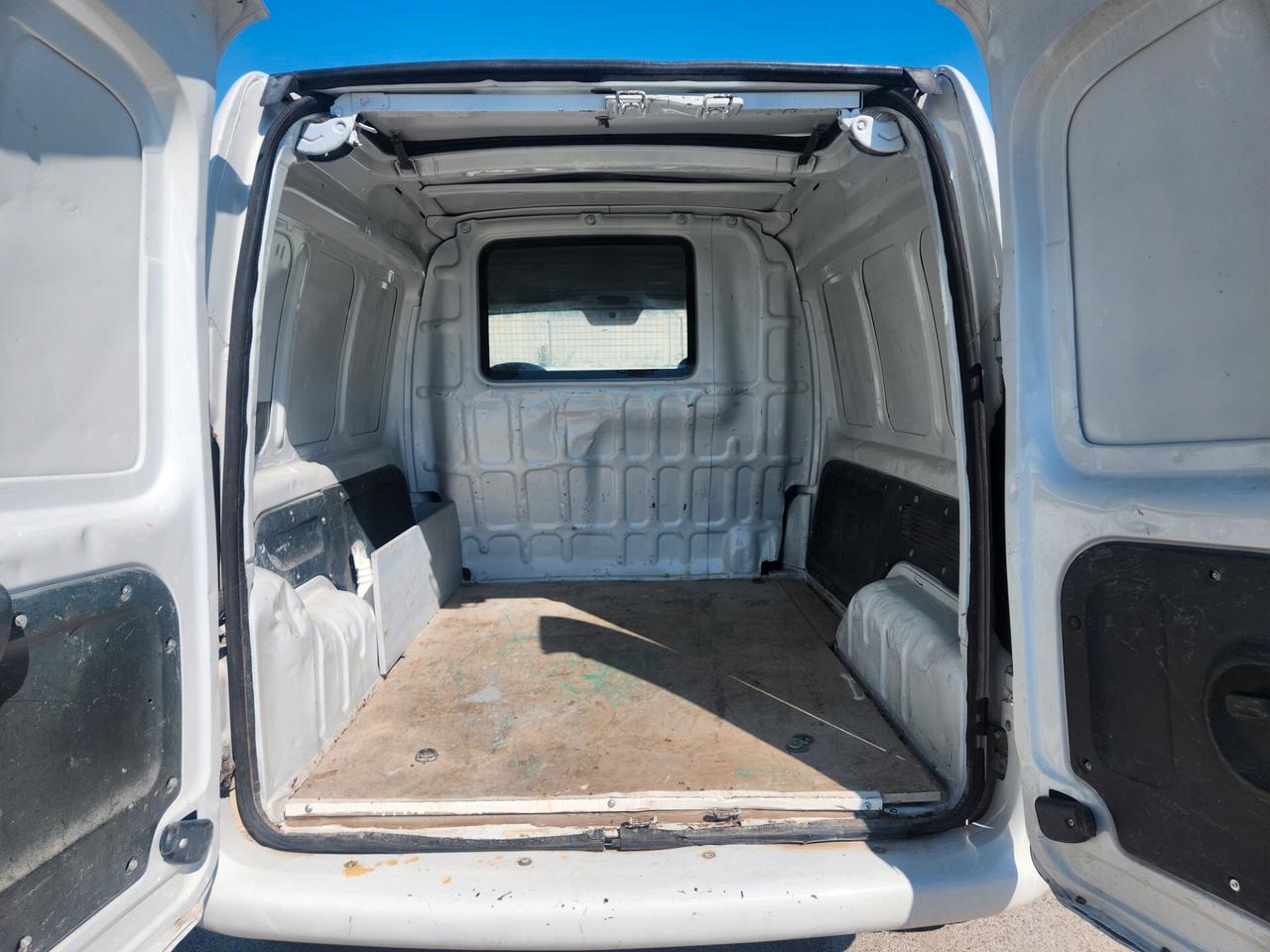 Renault Kangoo 1.9 diesel cat RT