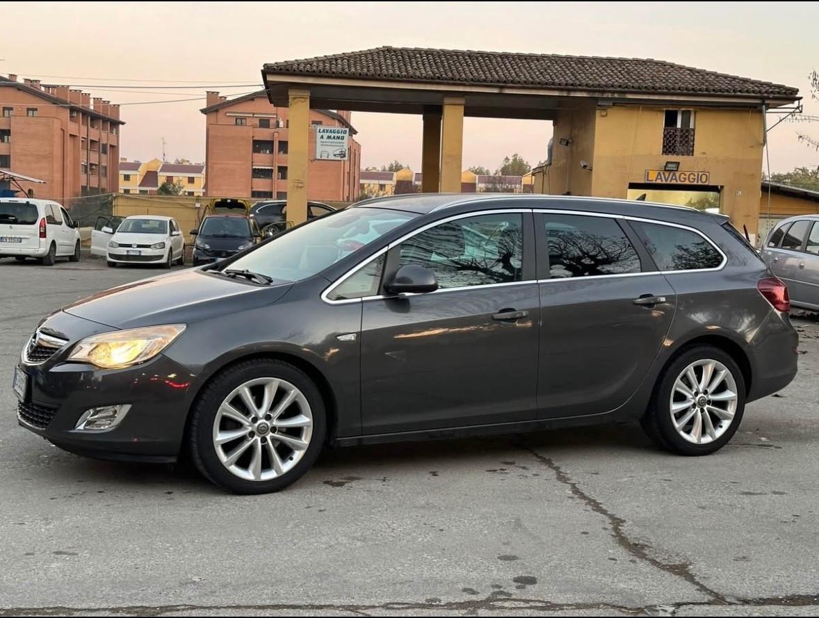 Opel Astra 1.7 CDTI 125CV 5 porte Cosmo