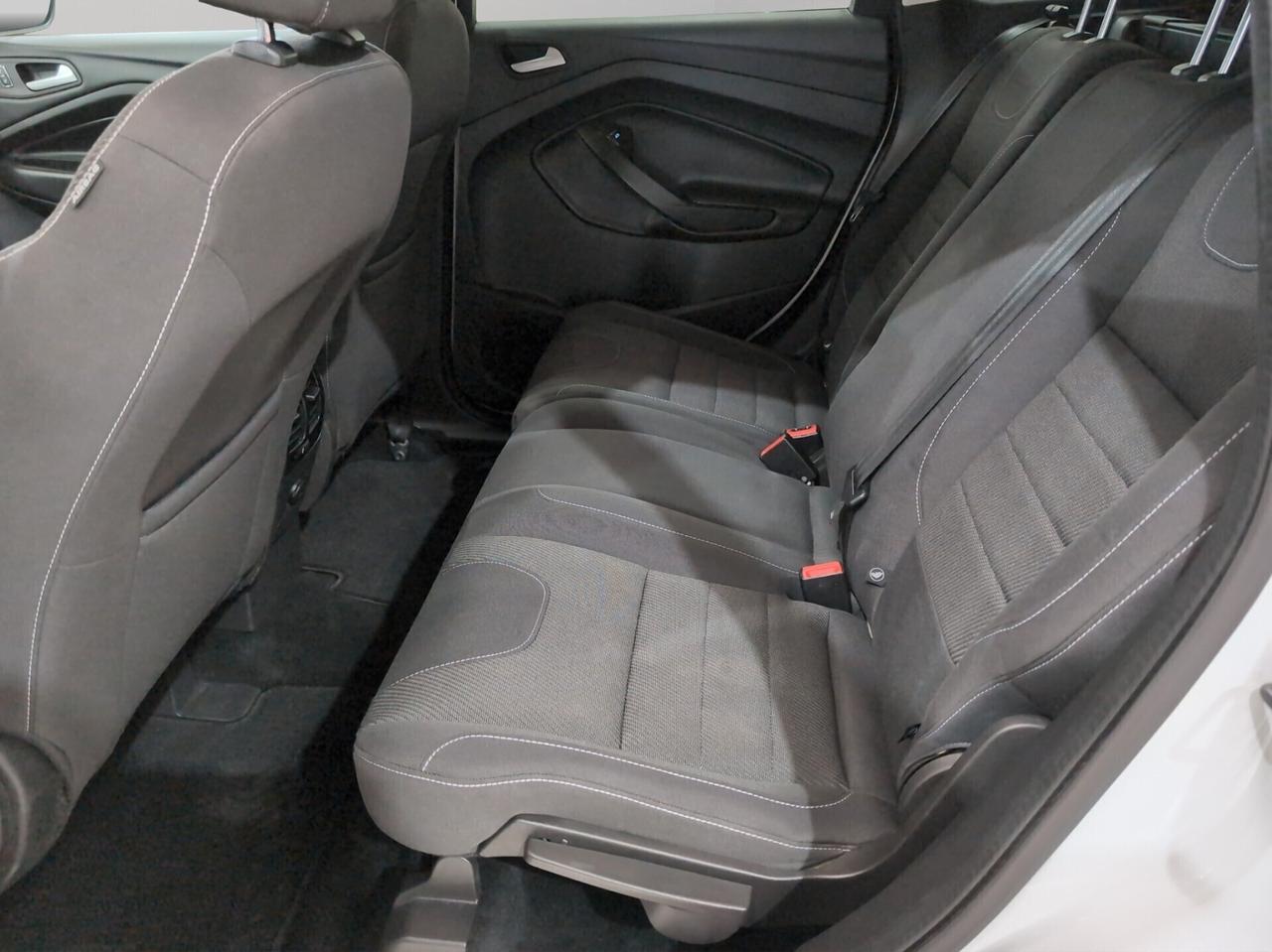 Ford Kuga 2.0 TDCI 120 CV Titanium