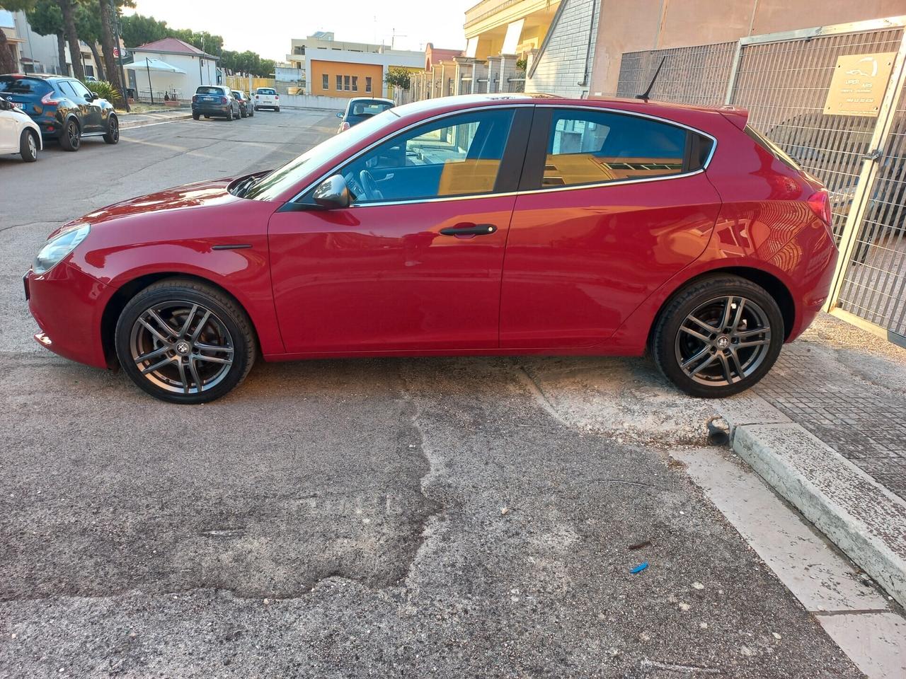 Alfa Romeo Giulietta 1.6 JTDm-2 120 CV Distinctive