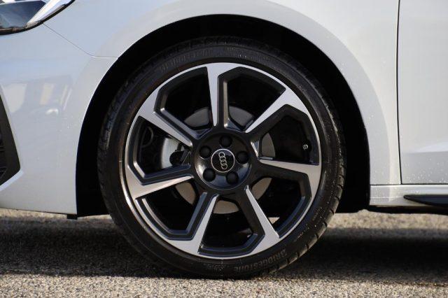 AUDI A1 SPB 35 TFSI S tronic Identity Black