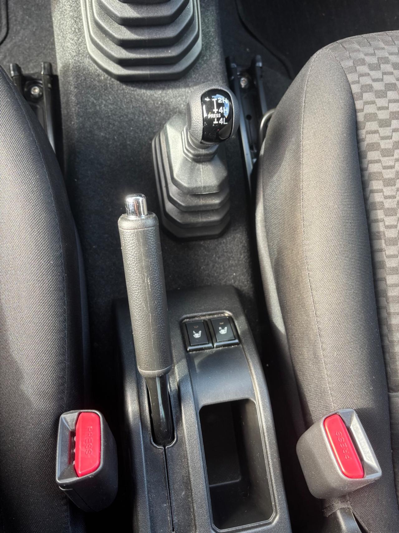 Suzuki Jimny 1.5 5MT PRO (N1)