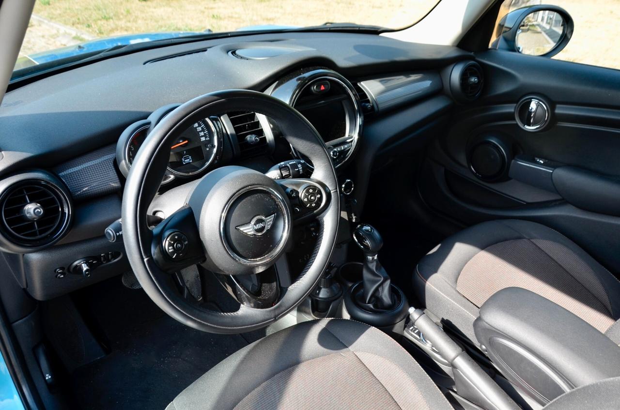 MINI COOPER D 1.5 116cv 5p AUTO, EURO 6B, BICOLOR, NAVI, LUCI AMBIENTE, PERMUTE