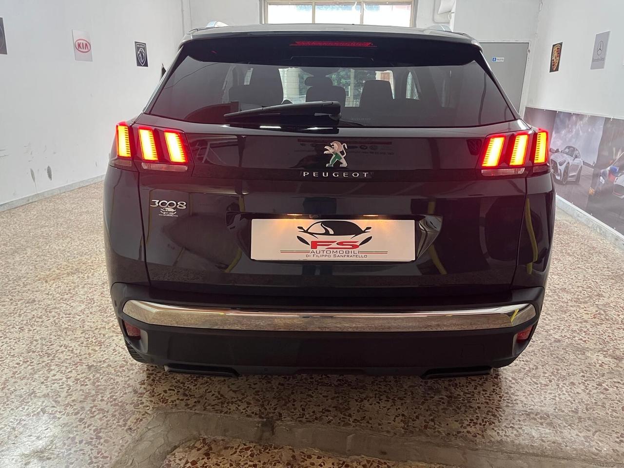 Peugeot 3008 BlueHDi 130 S&S EAT8 Allure