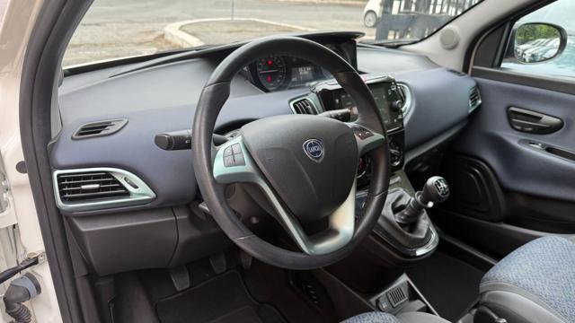 LANCIA Ypsilon 1.0 FIREFLY S&S HYBRID GOLD*R.CAM*CARPLAY*LED*TEL