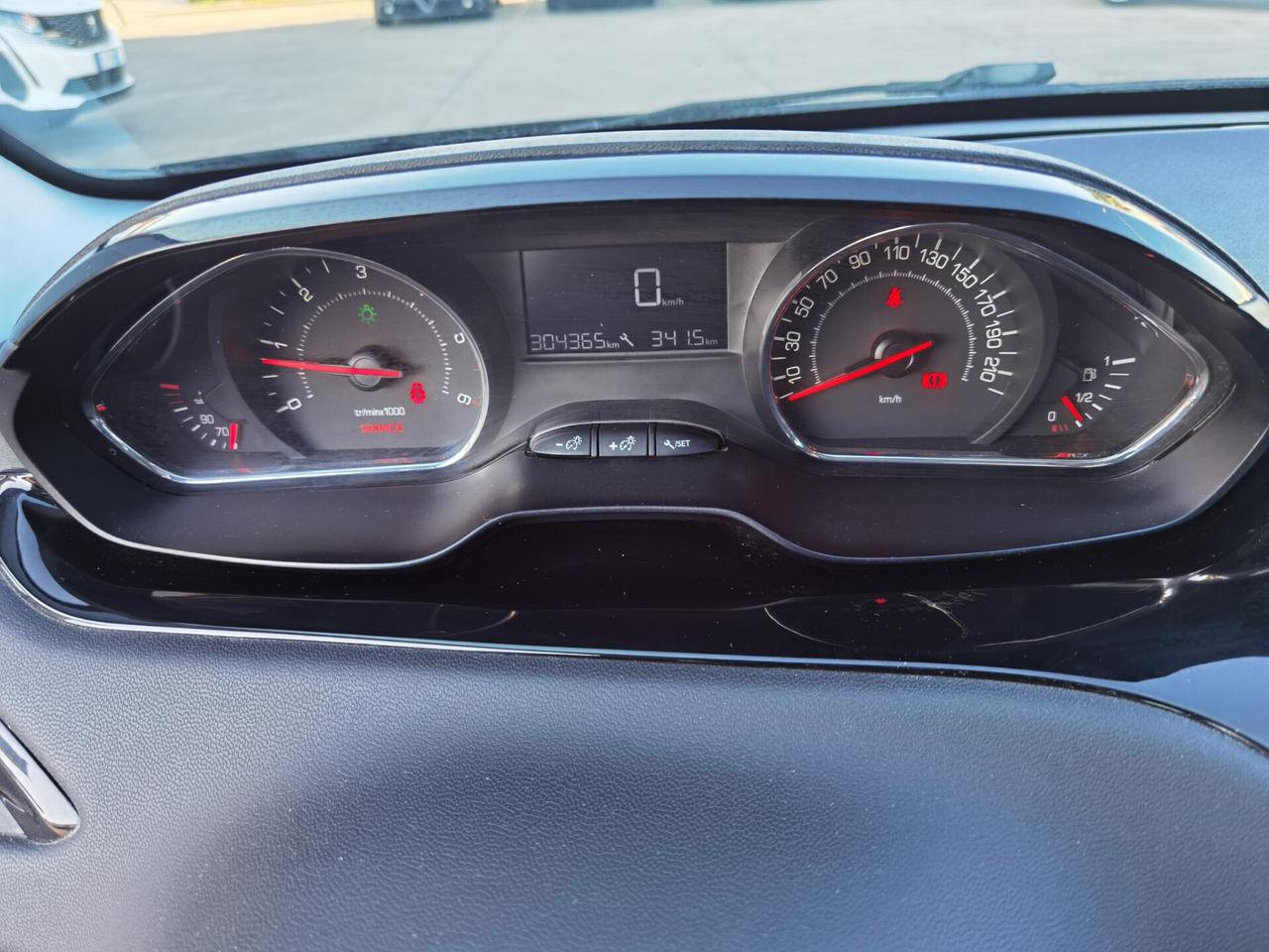 Peugeot 208 1.4 HDi 68 CV 5 porte Active