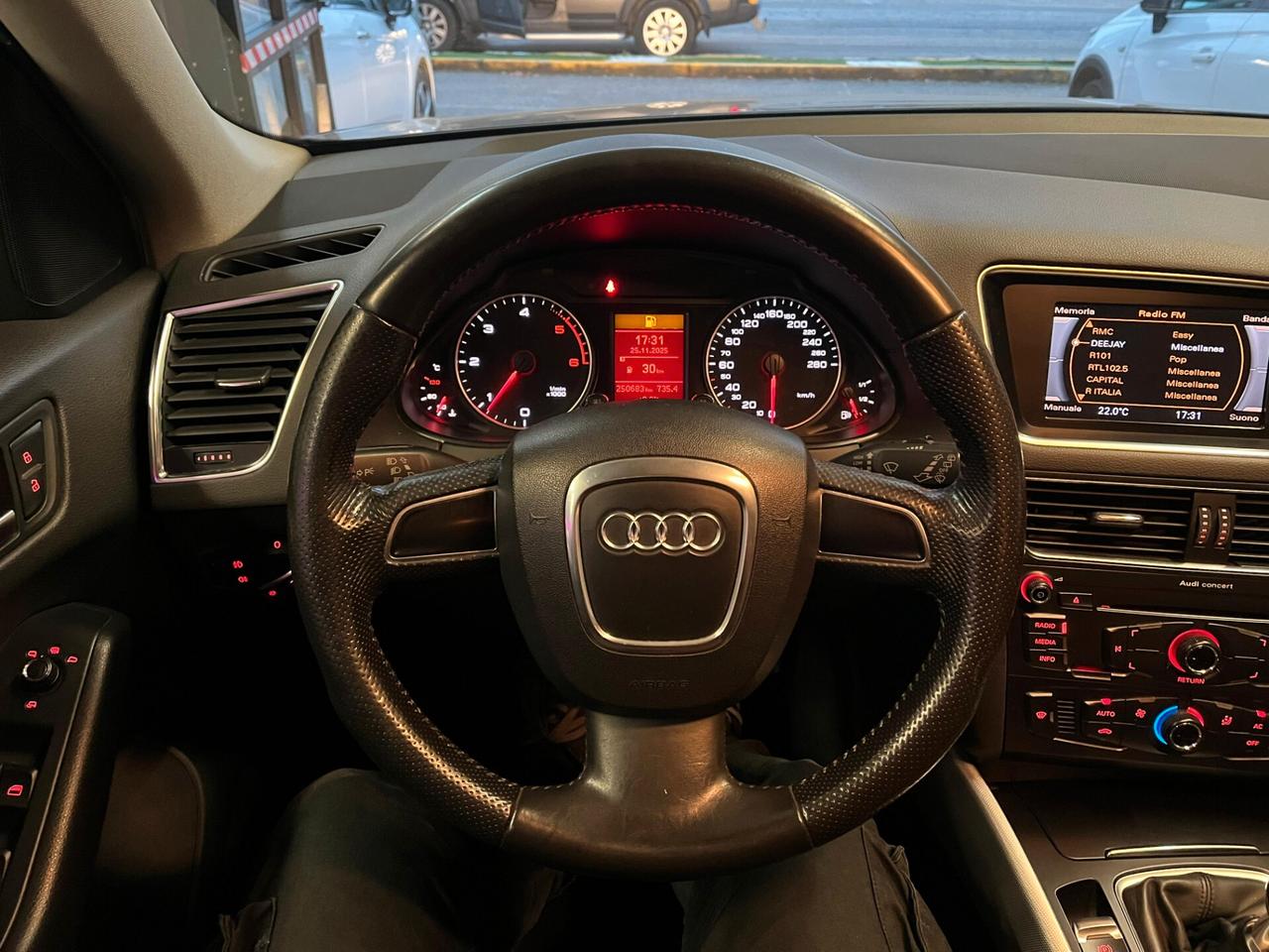Audi Q5 2.0 TDI 143 CV quattro