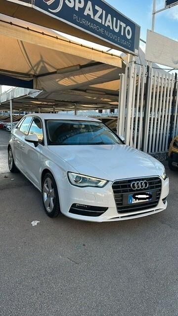AUDI A3 SPORTBACK 1,6 DEISEL 105CV