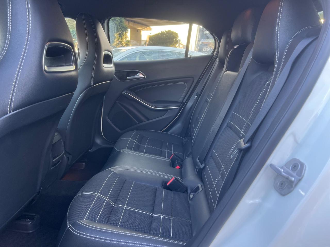 Mercedes GLA 200 cdi SPORT CERTIFICATA - 2014