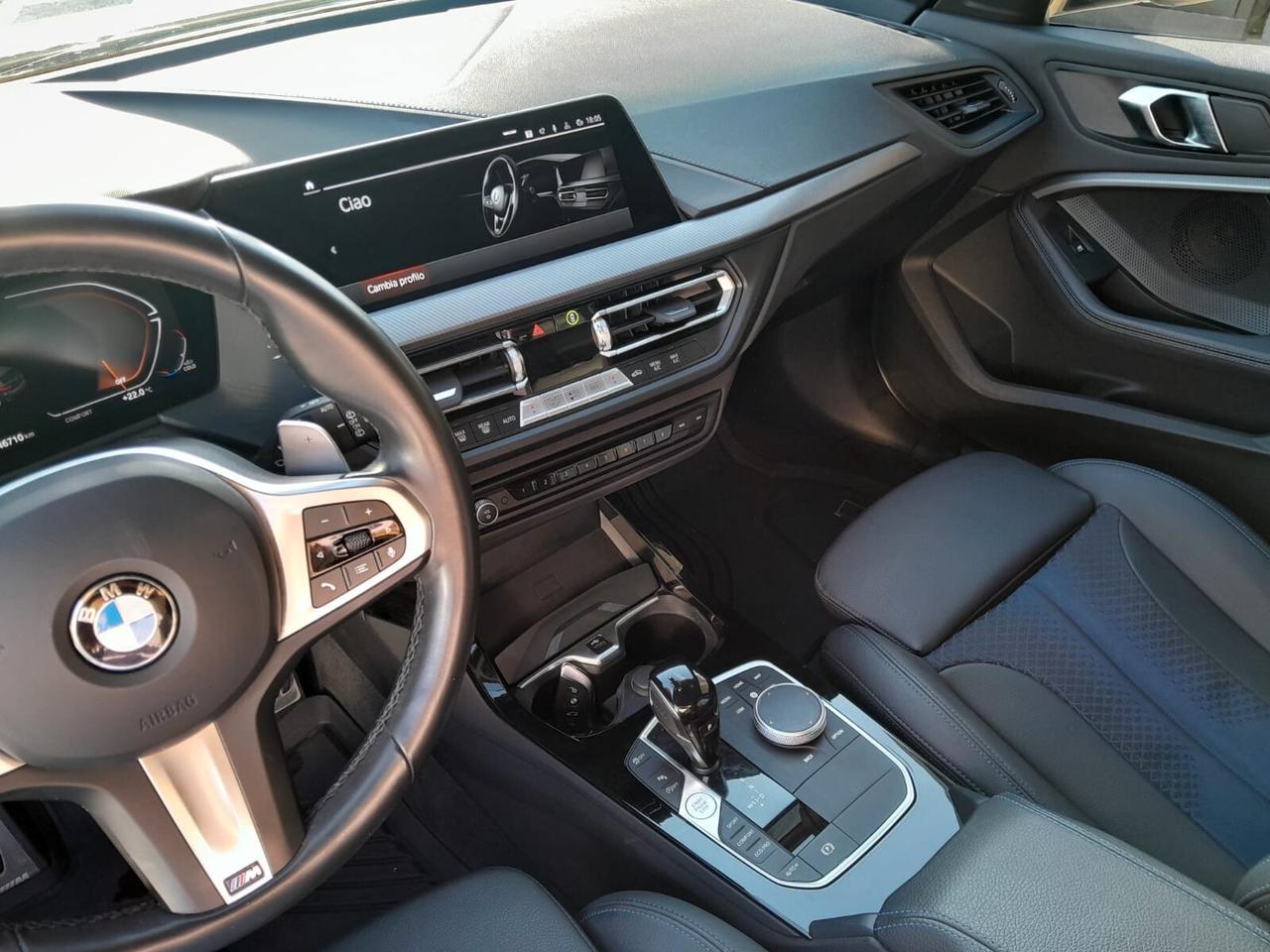 Bmw 118 118d 5p. Msport