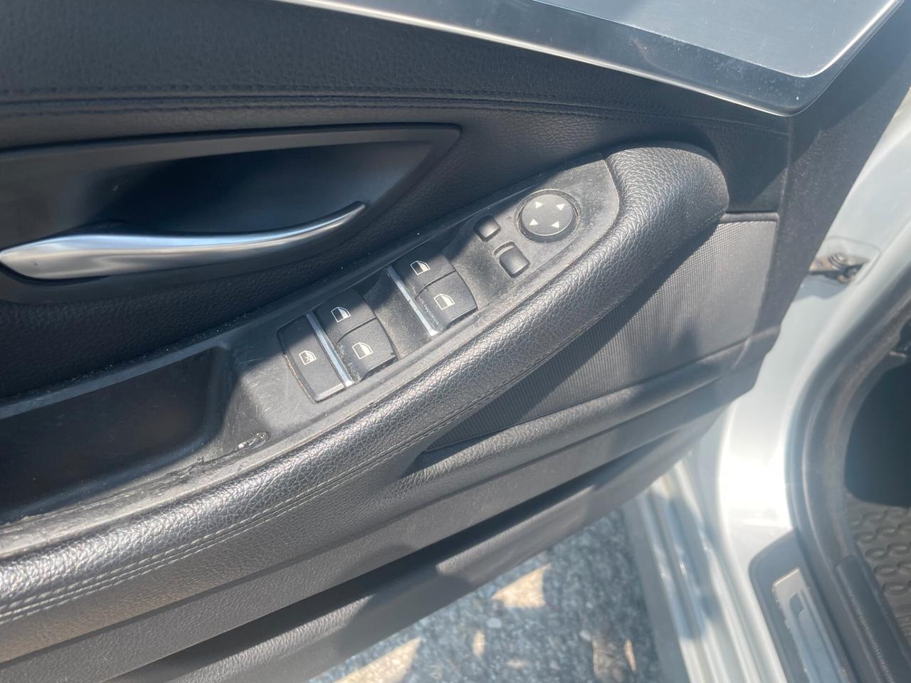 Bmw 520 d xDrive Touring Luxury aut. TETTO APRIBILE