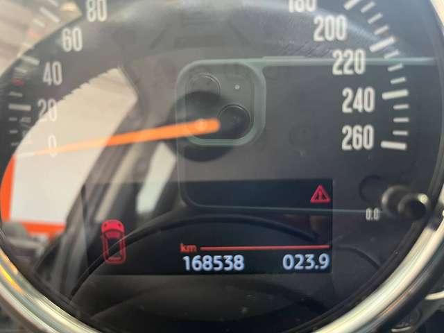 MINI Cooper D Mini IV F55-F56 2014 1.5 Business 5p