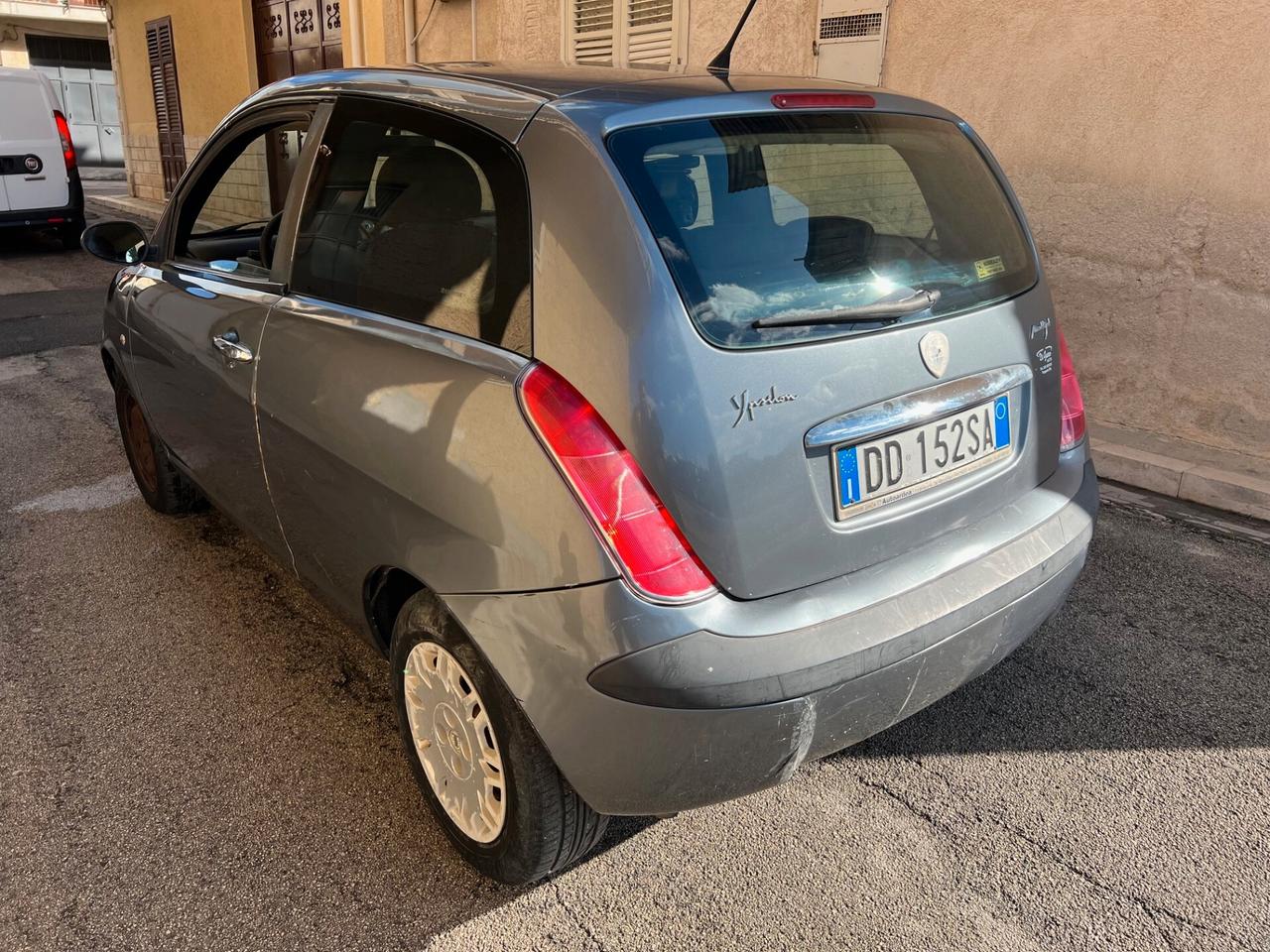 Lancia Ypsilon 1.3 MJT 75 CV 2006